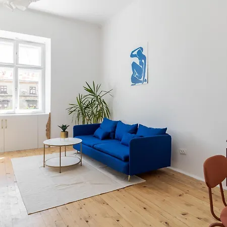 Apartament мережа Proжиття